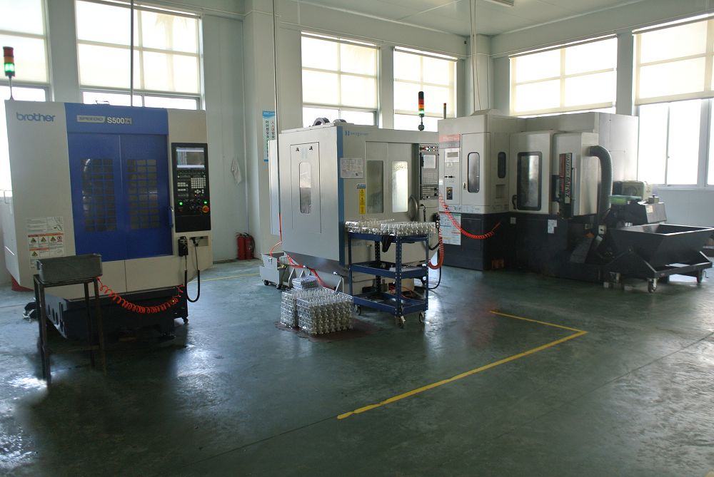 RCH精機株式会社